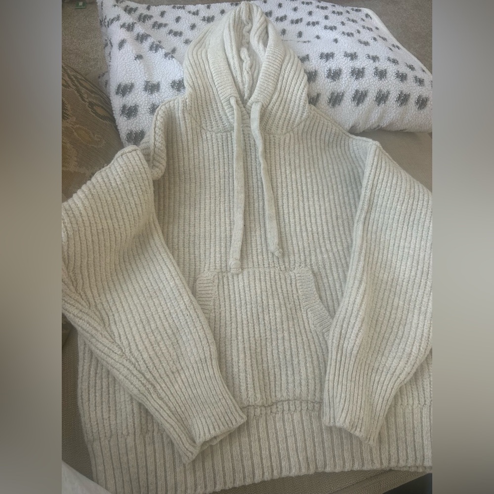american eagle sweater